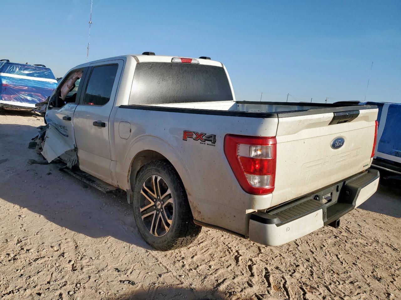 2023 FORD F150 SUPERCREW photo 4