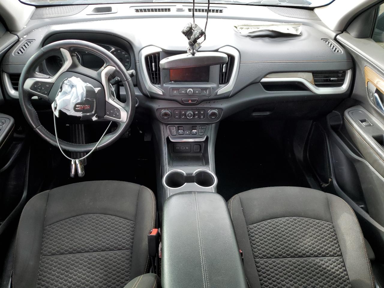 2020 GMC TERRAIN SLE photo 8