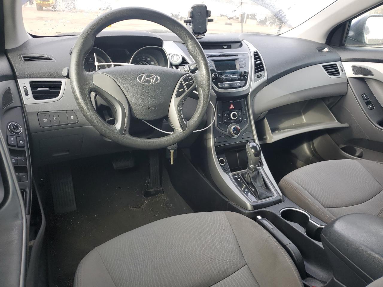 2014 HYUNDAI ELANTRA SE photo 22