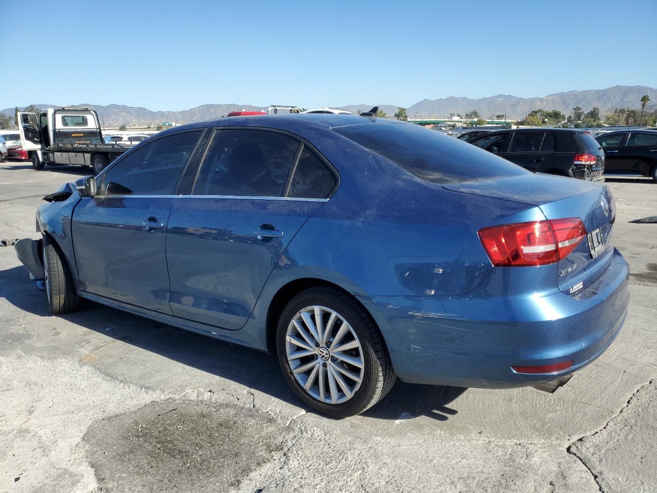 2015 VOLKSWAGEN JETTA SE photo 3