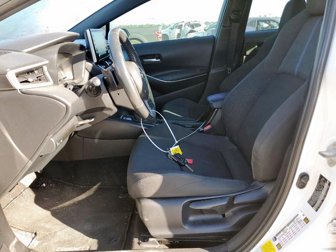 2020 TOYOTA COROLLA SE photo 19