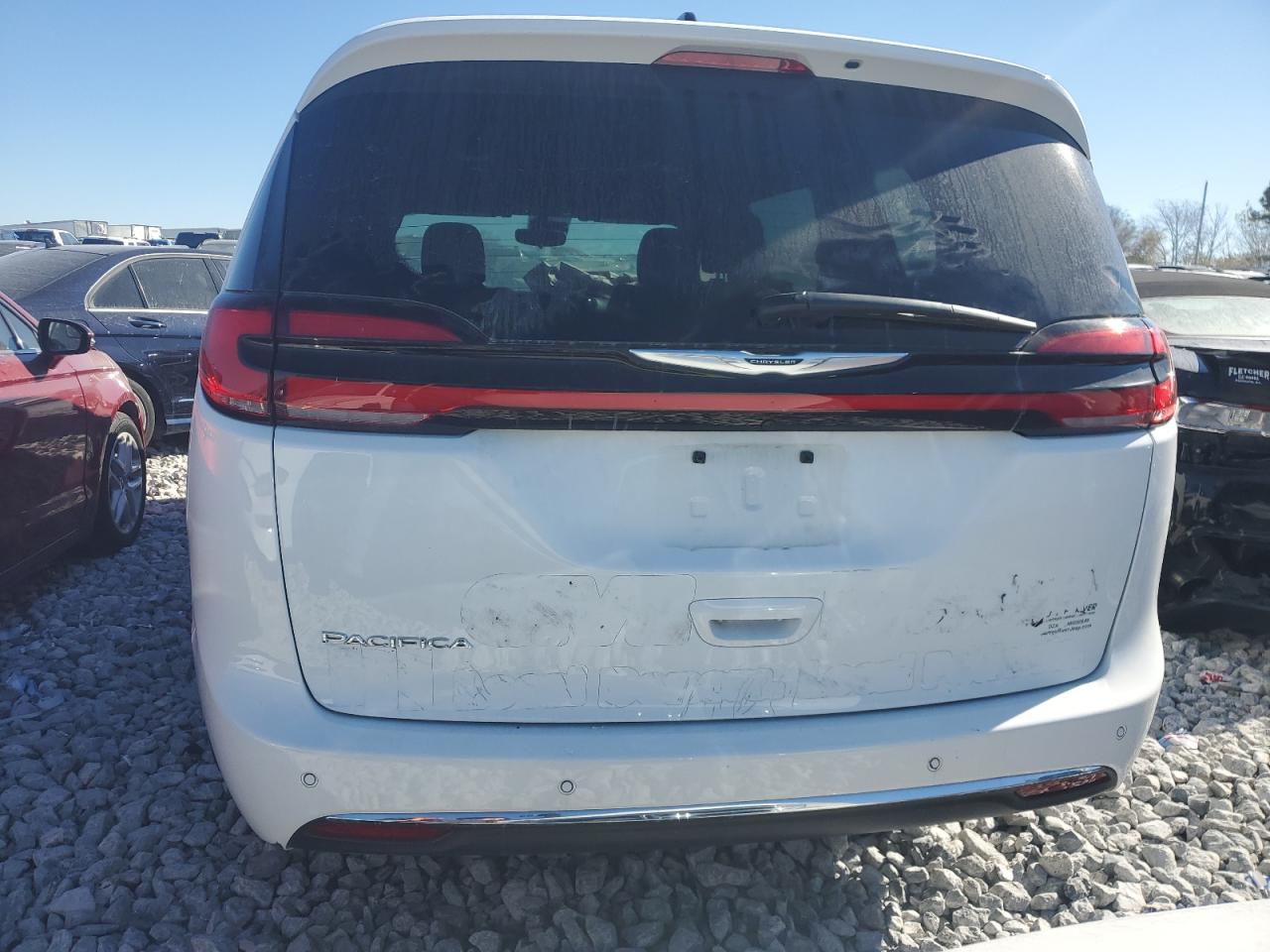 2023 CHRYSLER PACIFICA TOURING photo 11
