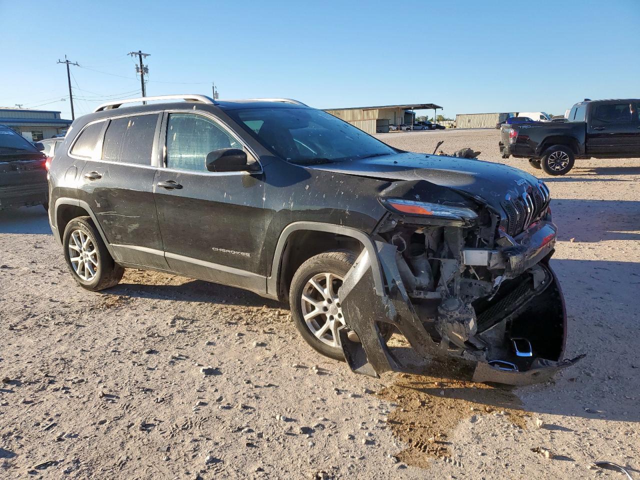 2016 JEEP CHEROKEE LATITUDE photo 4