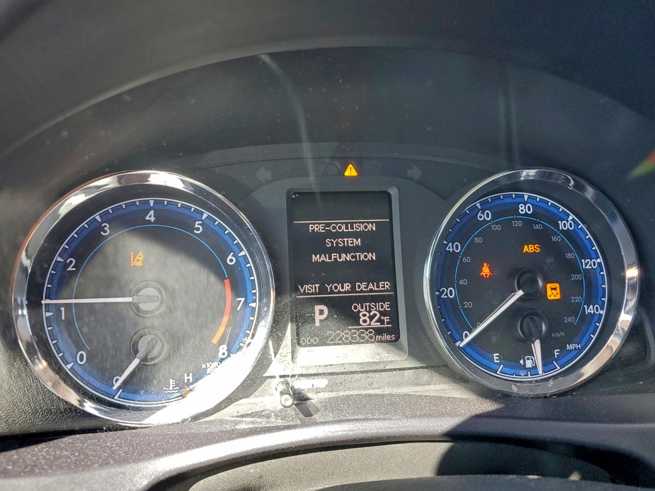 2017 TOYOTA COROLLA L photo 17