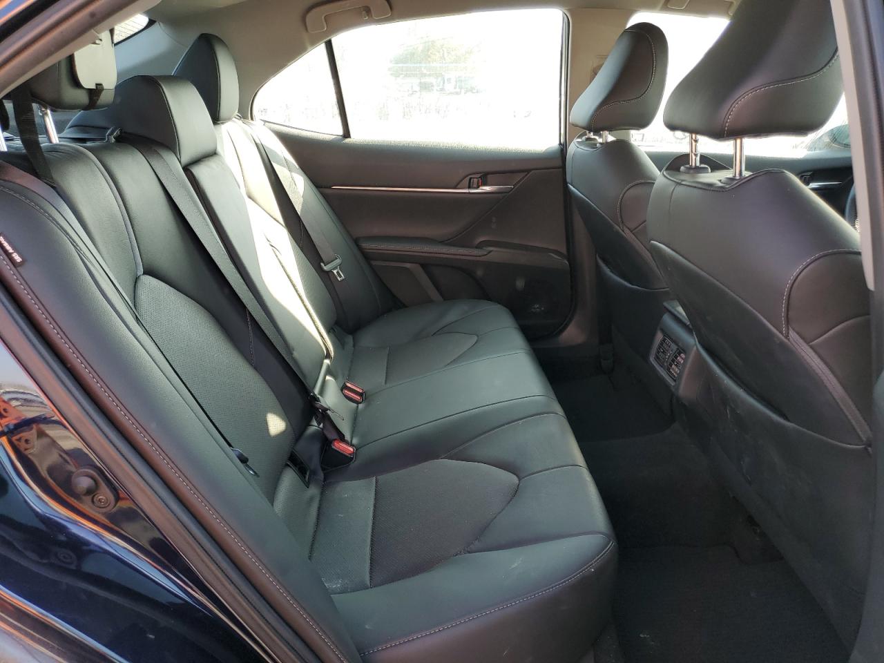 2021 TOYOTA CAMRY XSE photo 10