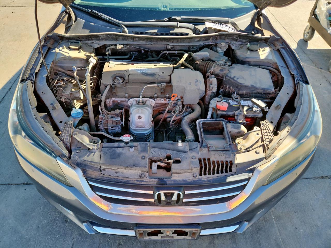 2013 HONDA ACCORD LX photo 21
