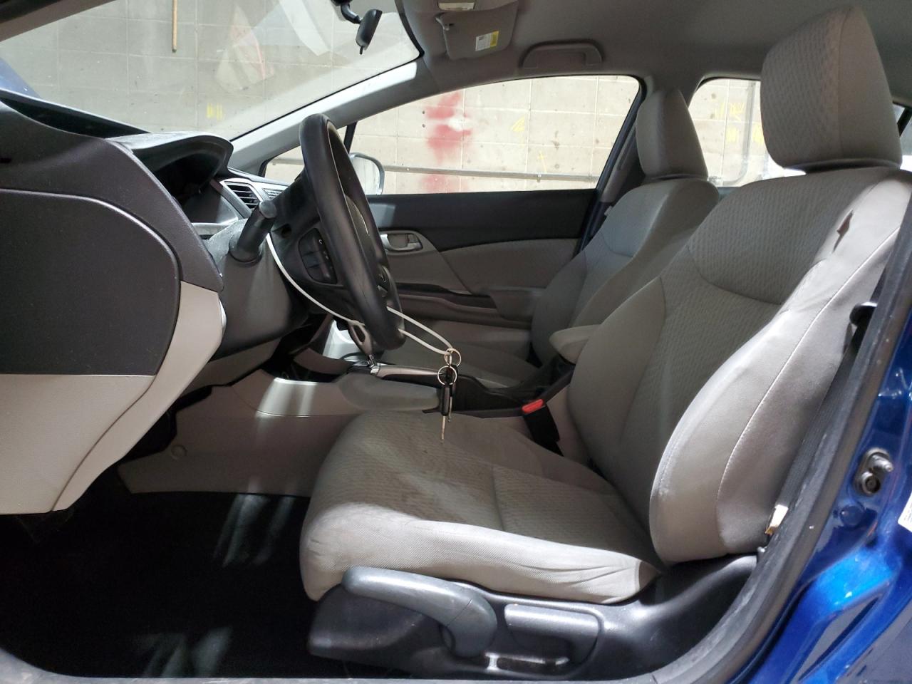 2015 HONDA CIVIC LX photo 13