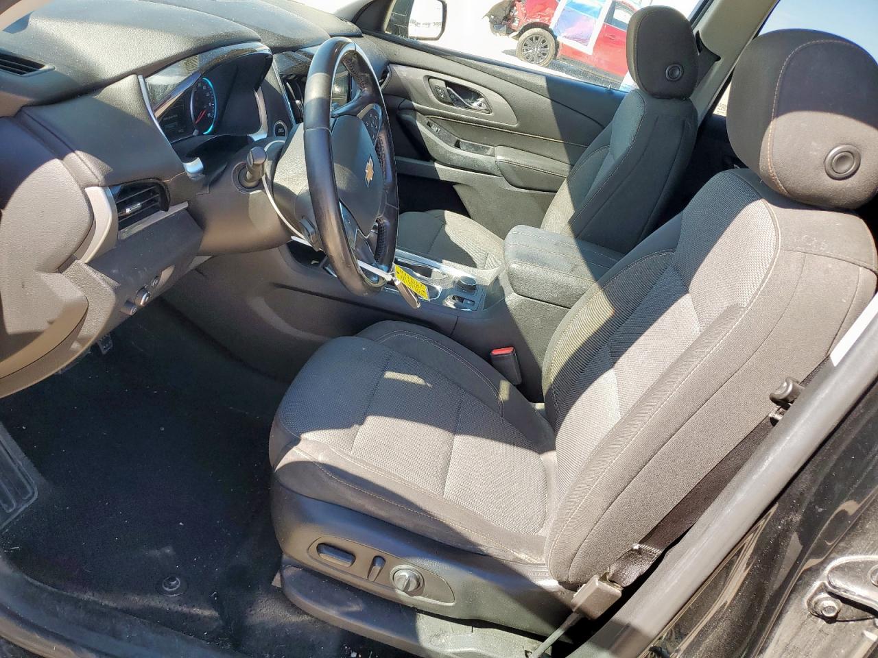 2019 CHEVROLET TRAVERSE LT photo 7