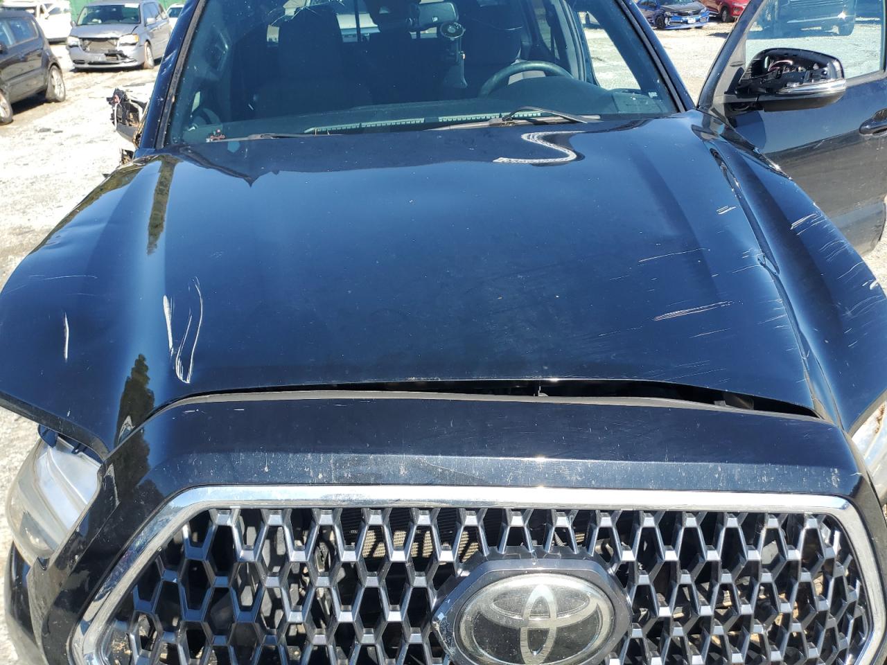 2019 TOYOTA TACOMA photo 31