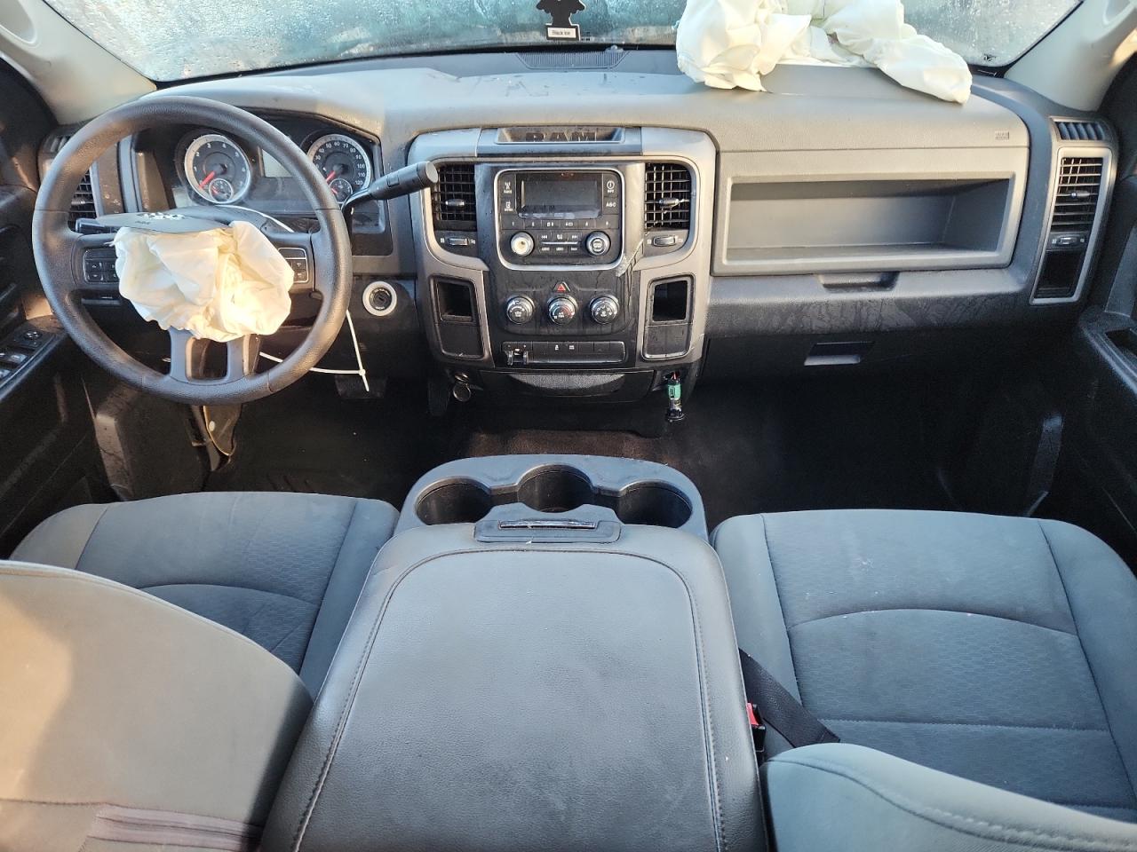 2013 RAM 1500 ST photo 15