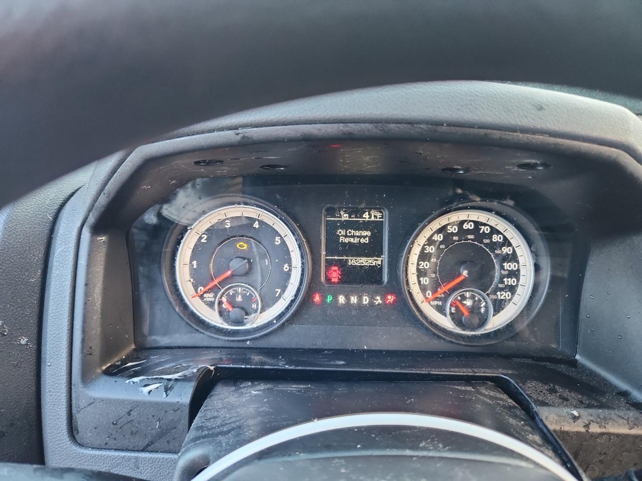 2013 RAM 1500 ST photo 17