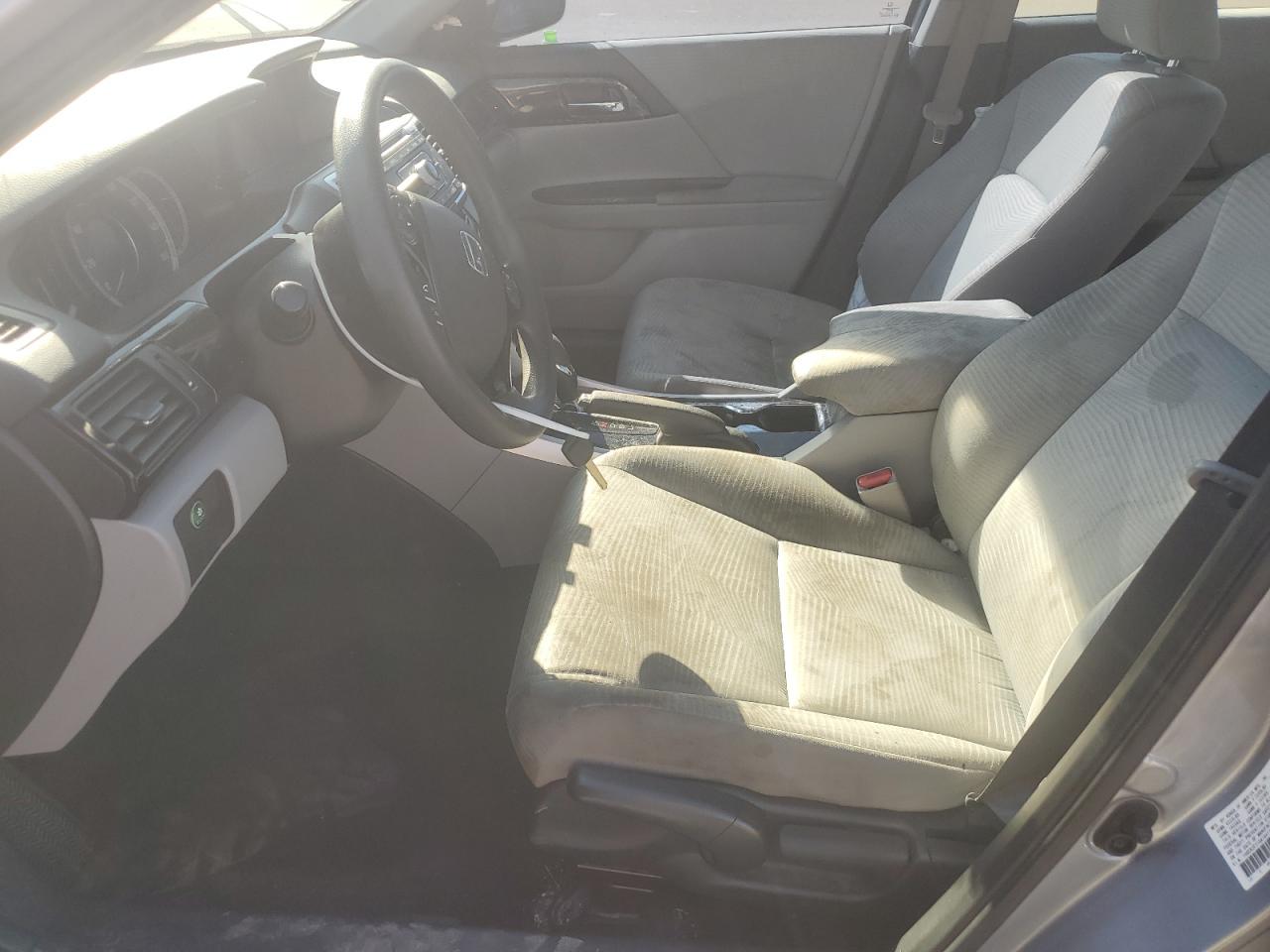 2016 HONDA ACCORD LX photo 7