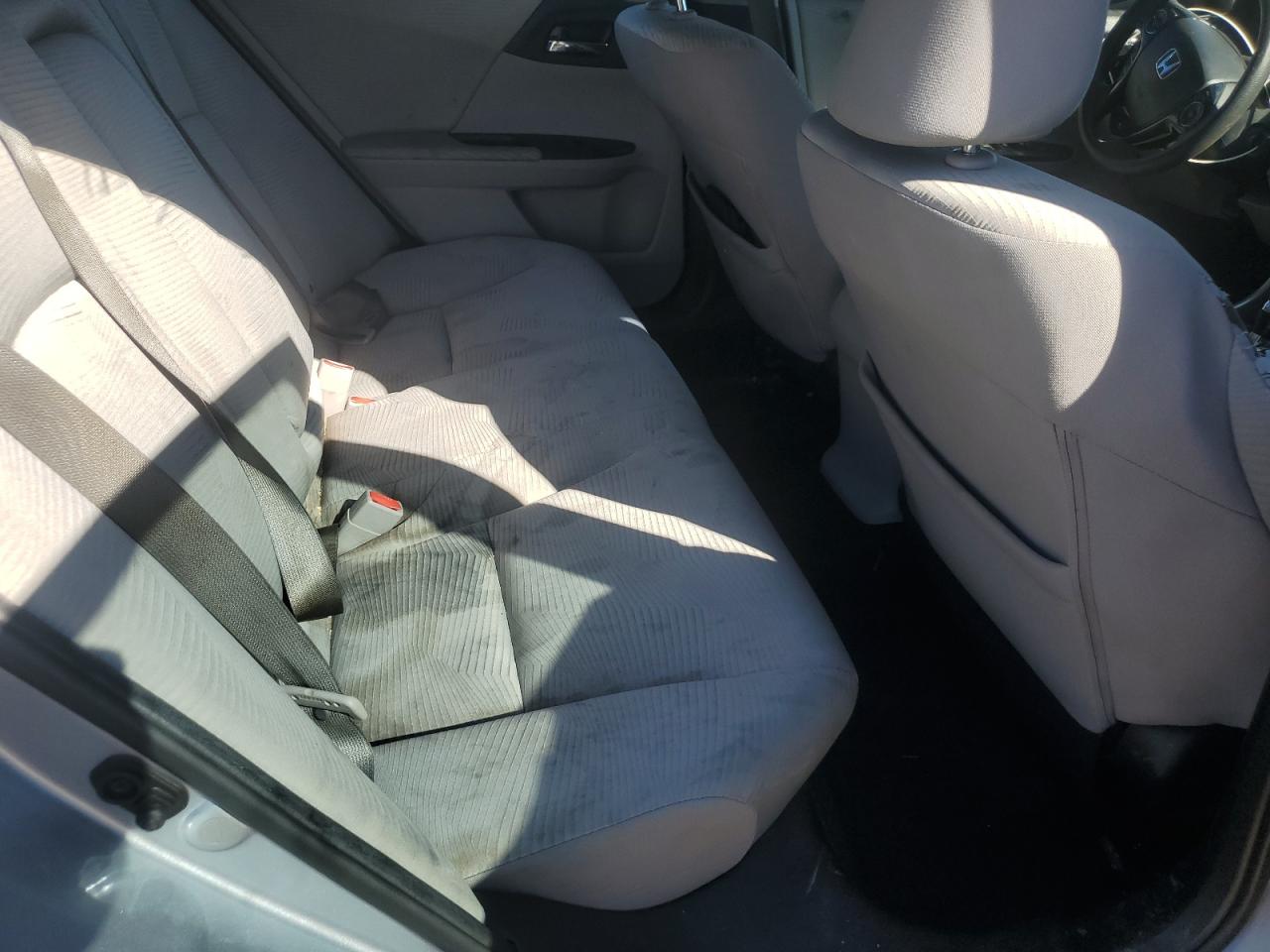 2016 HONDA ACCORD LX photo 10