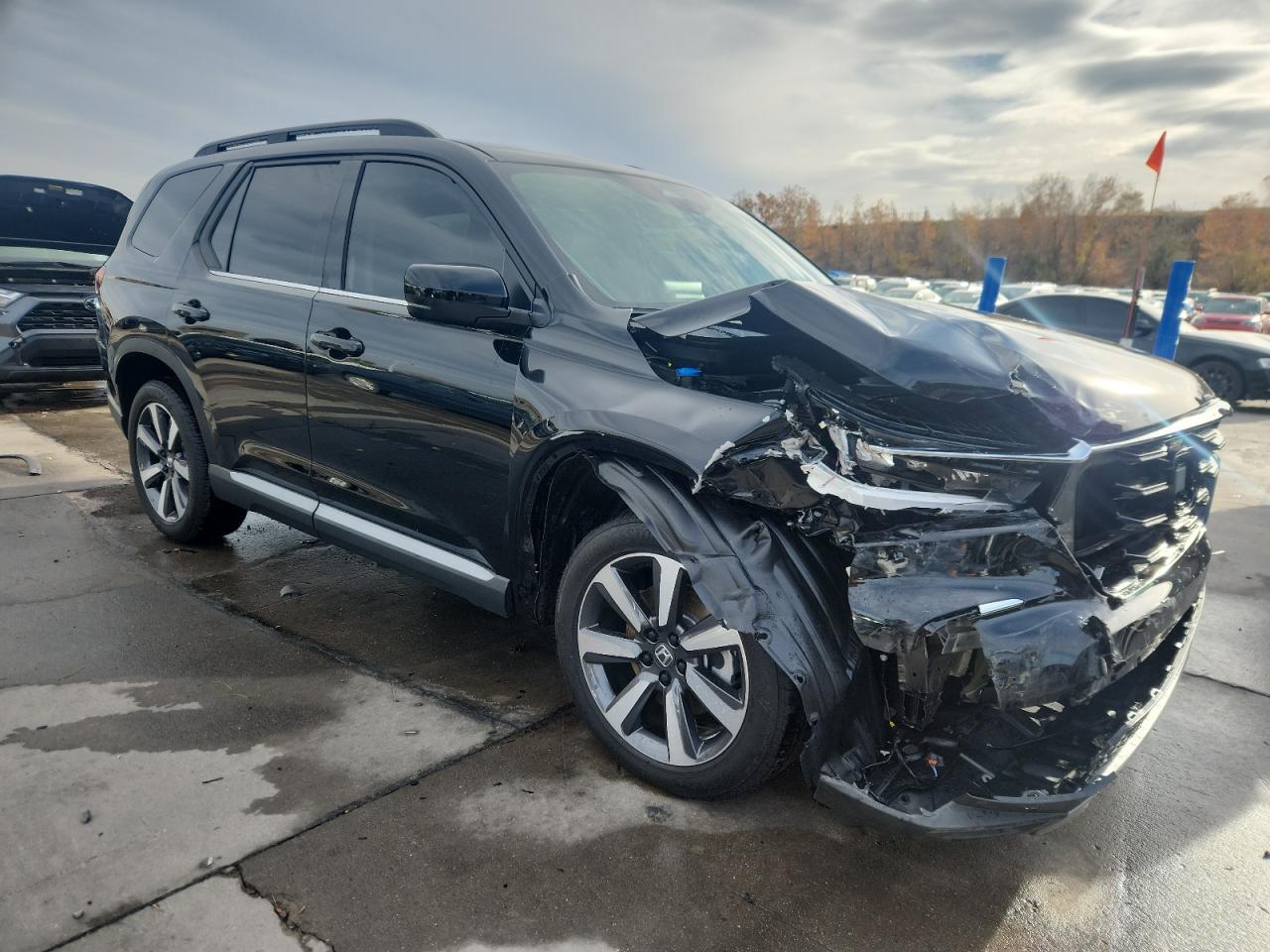 2025 HONDA PILOT TOURING photo 4