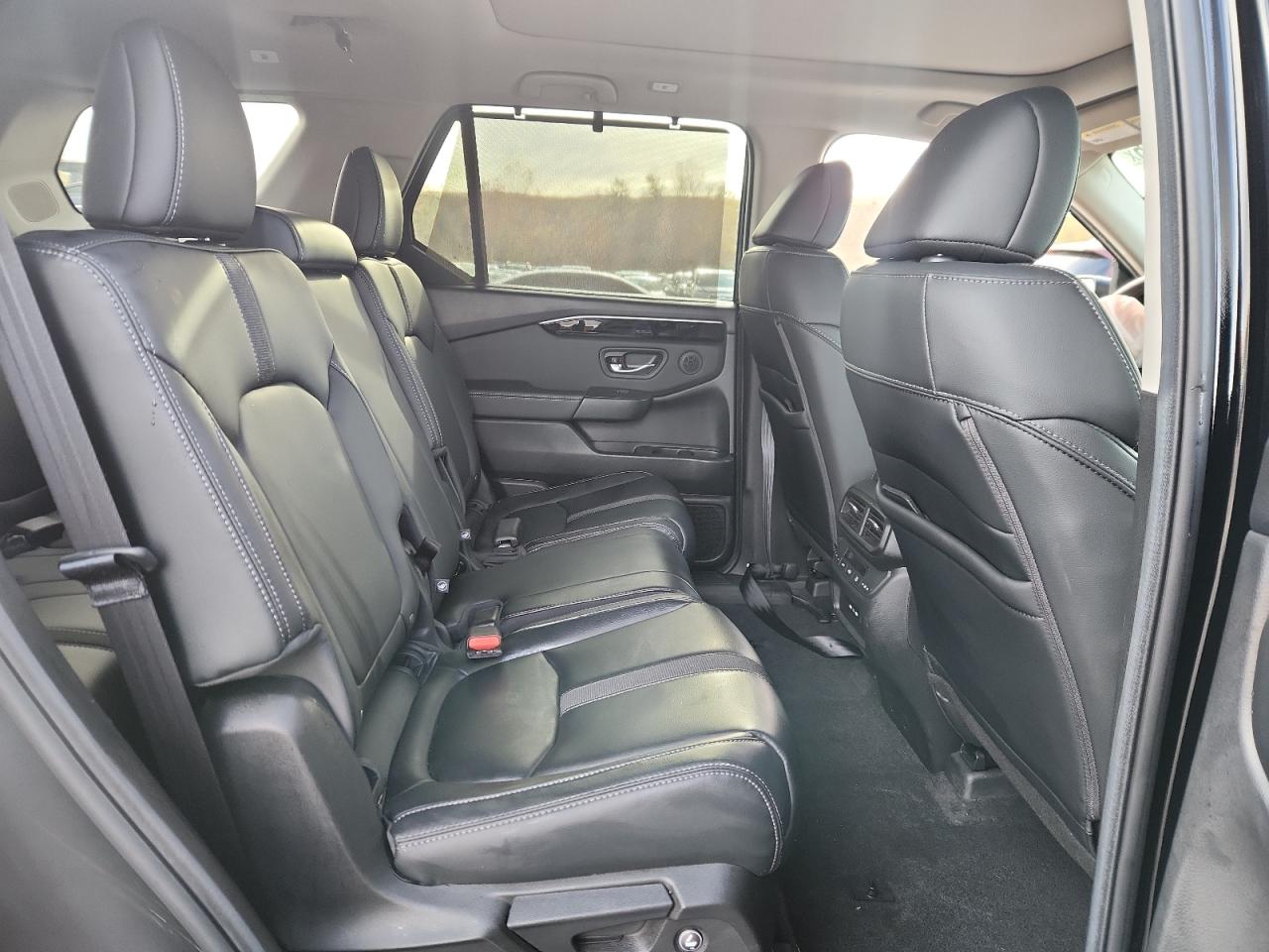 2025 HONDA PILOT TOURING photo 11