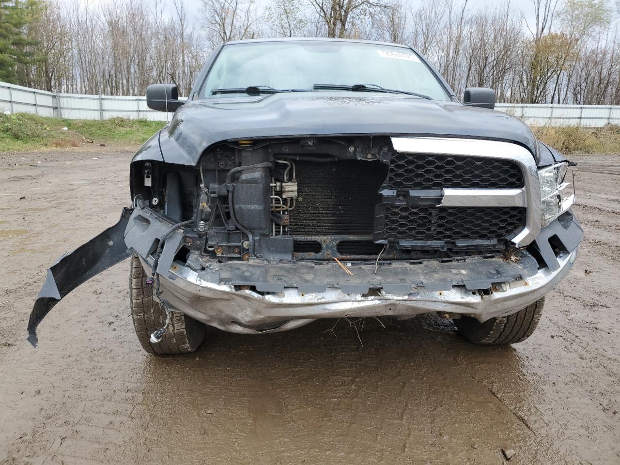 2017 RAM 1500 ST photo 5