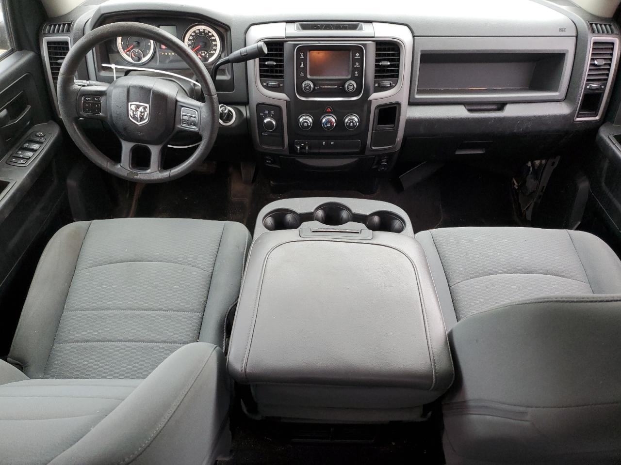 2017 RAM 1500 ST photo 8
