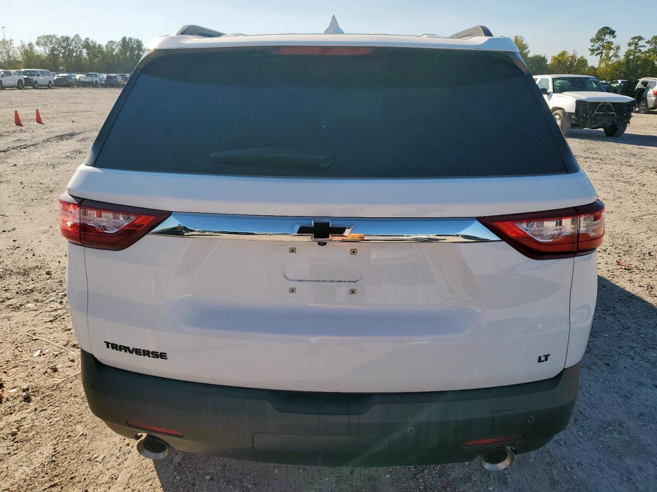 2019 CHEVROLET TRAVERSE LT photo 11
