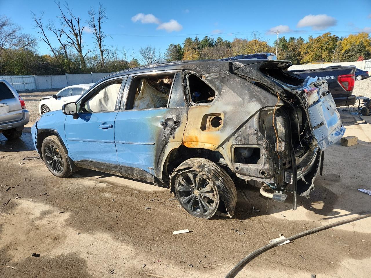 2024 TOYOTA RAV4 XSE photo 4