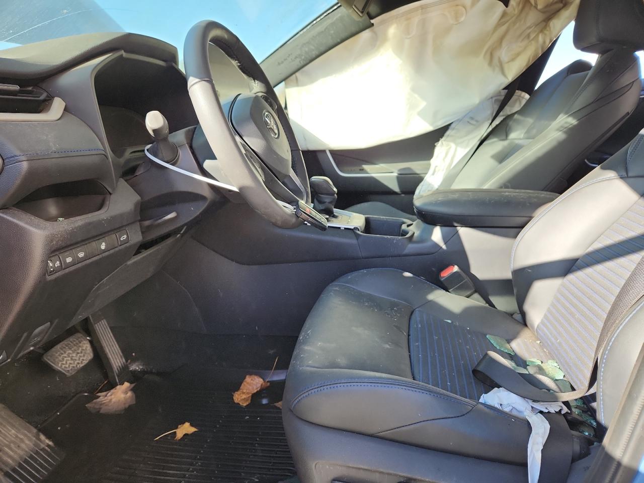 2024 TOYOTA RAV4 XSE photo 19
