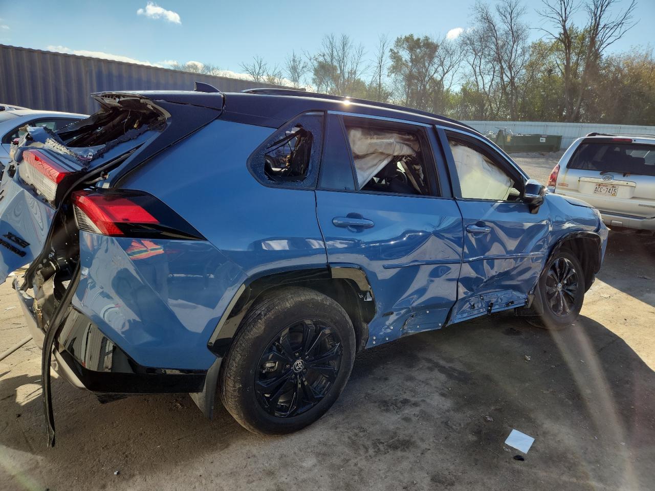 2024 TOYOTA RAV4 XSE photo 7