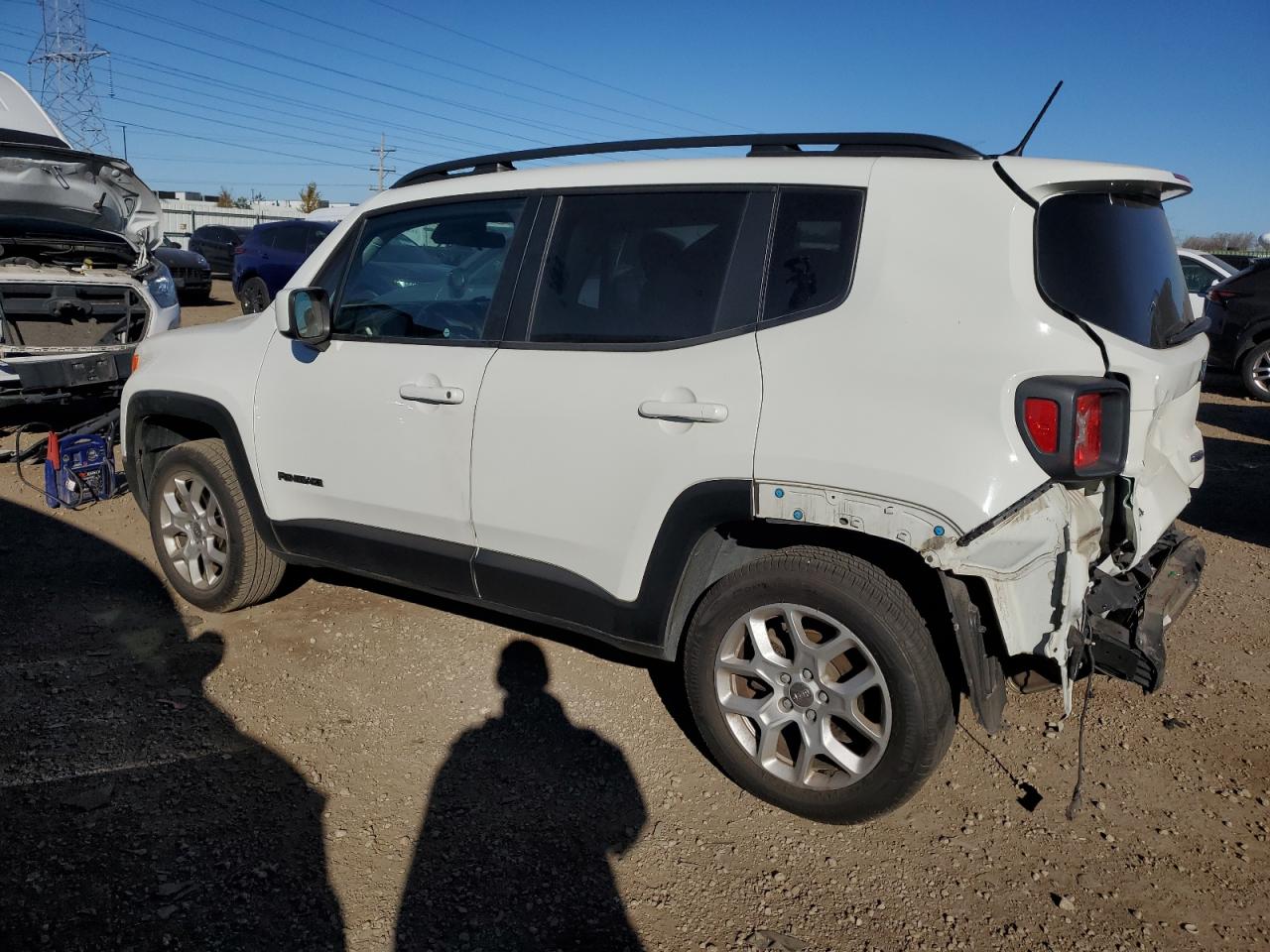 2017 JEEP RENEGADE LATITUDE photo 4