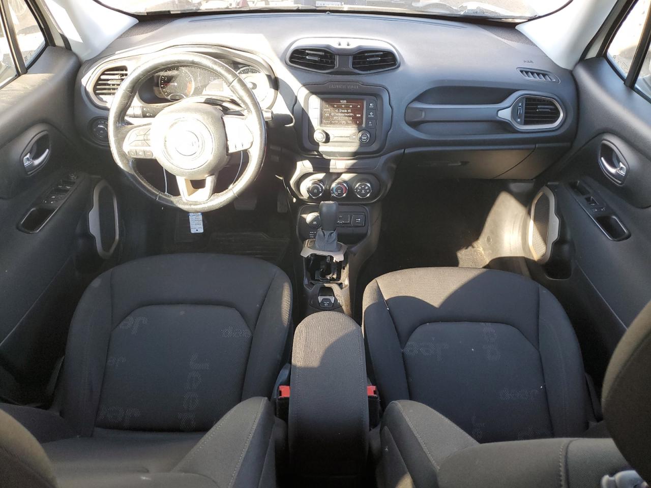 2017 JEEP RENEGADE LATITUDE photo 22