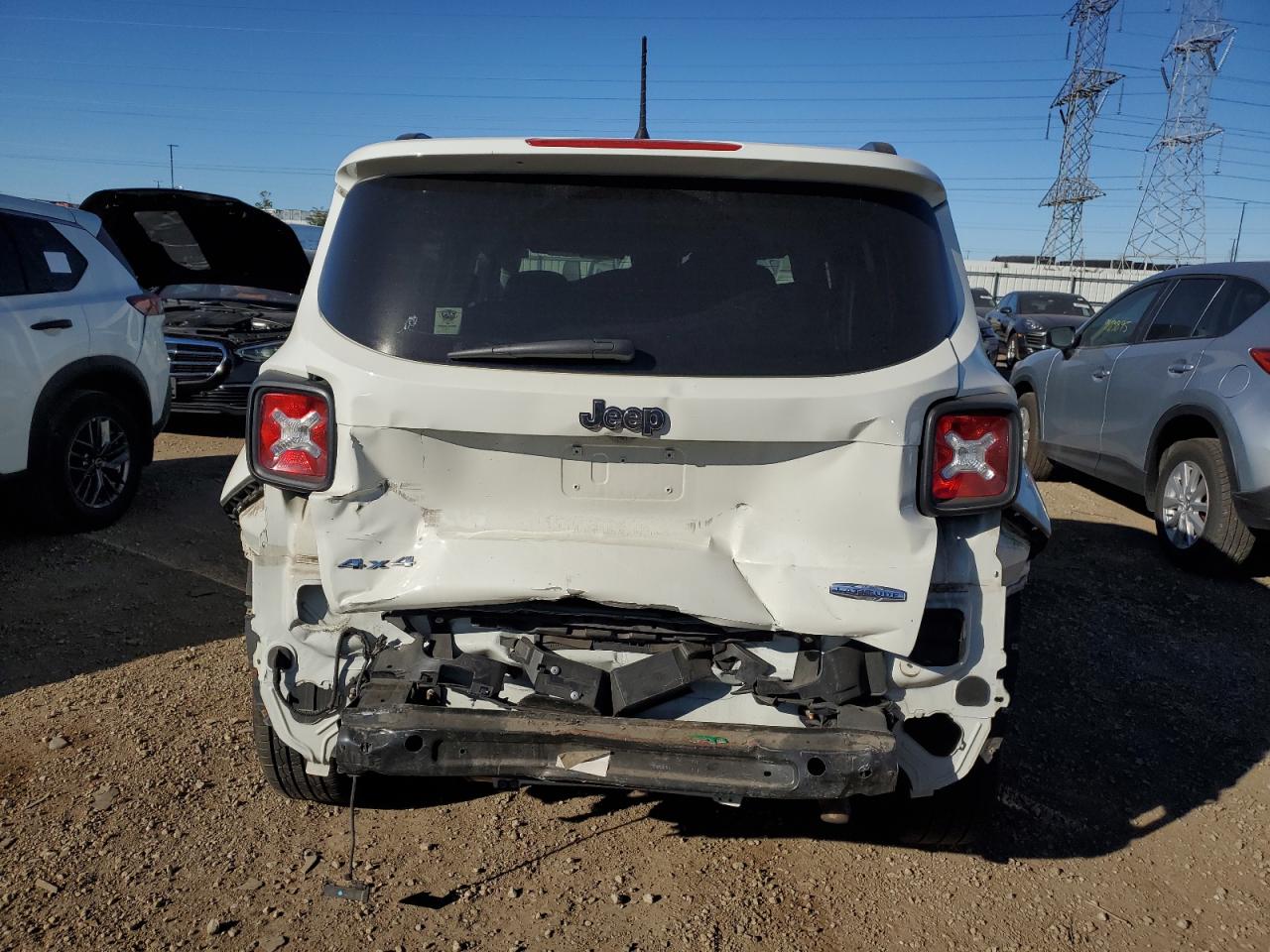 2017 JEEP RENEGADE LATITUDE photo 16