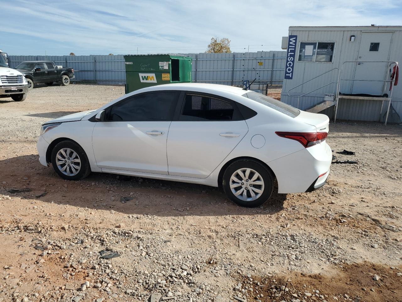 2019 HYUNDAI ACCENT SE photo 4