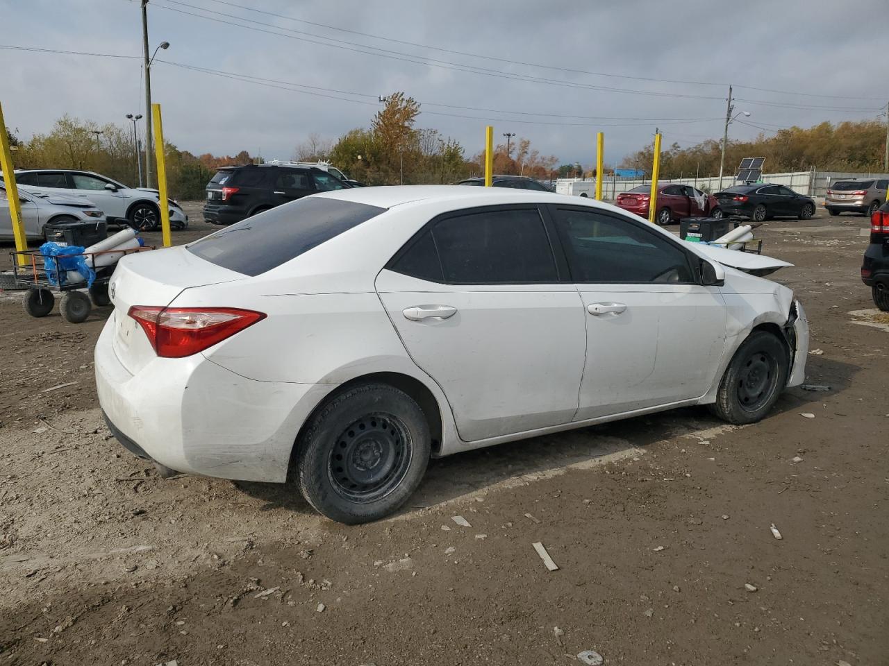 2018 TOYOTA COROLLA L photo 5