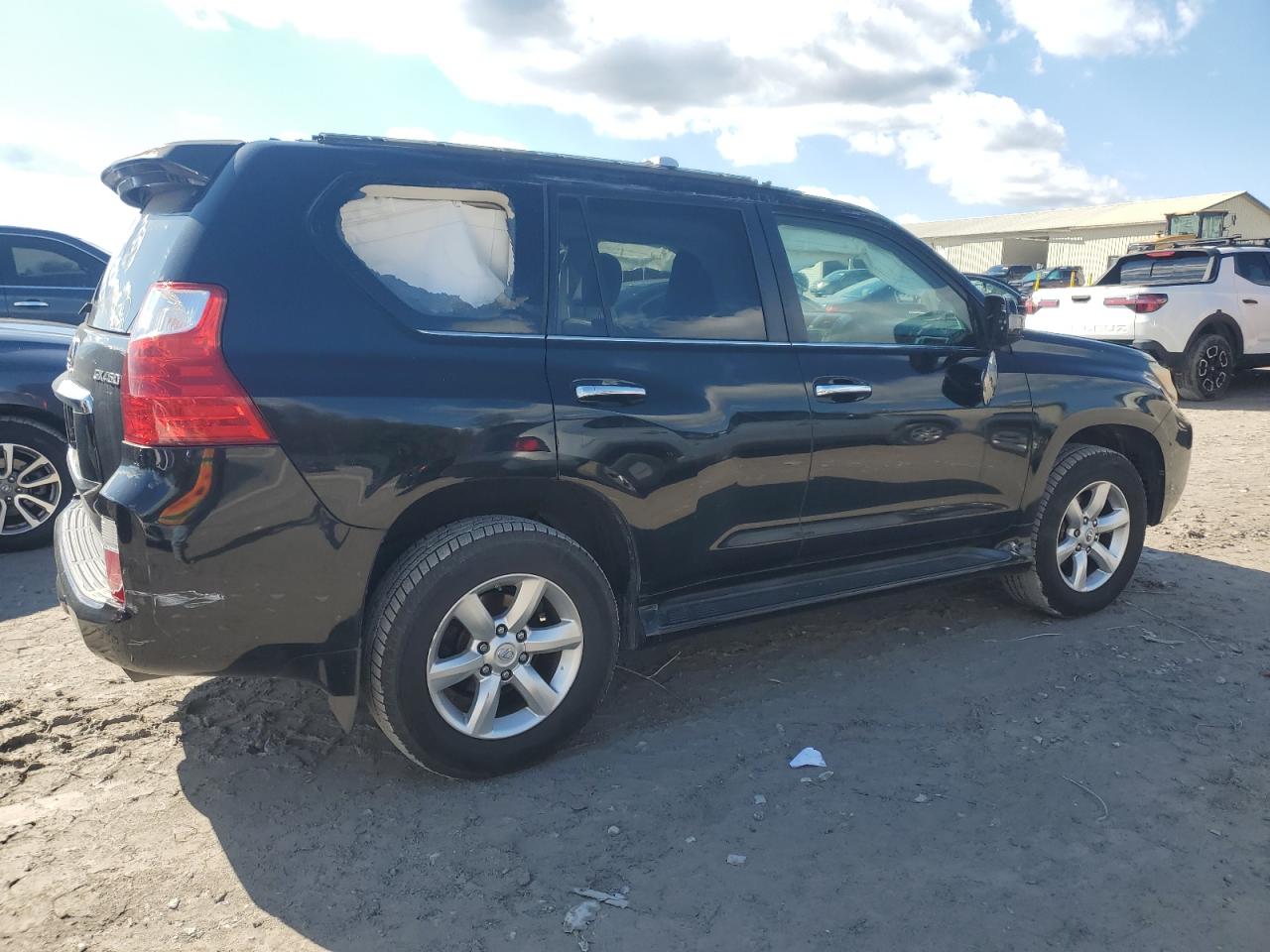 2010 LEXUS GX 460 photo 3