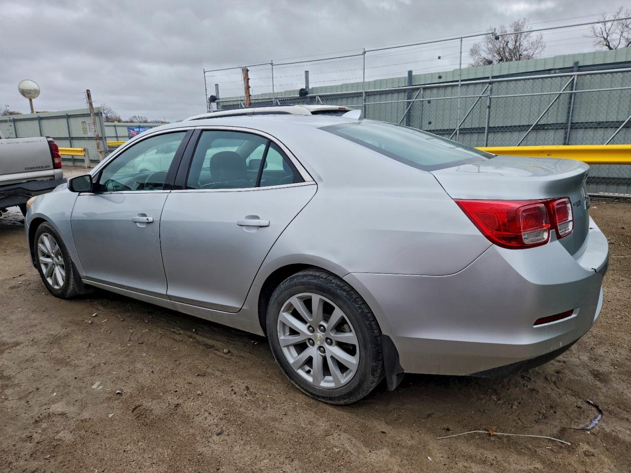 2013 CHEVROLET MALIBU 2LT photo 2