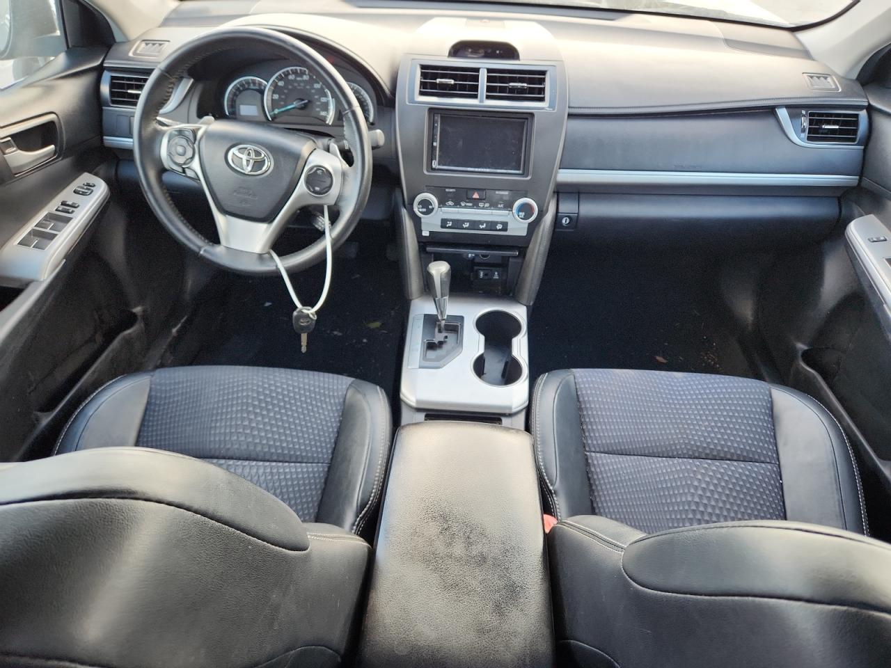 2012 TOYOTA CAMRY BASE photo 8