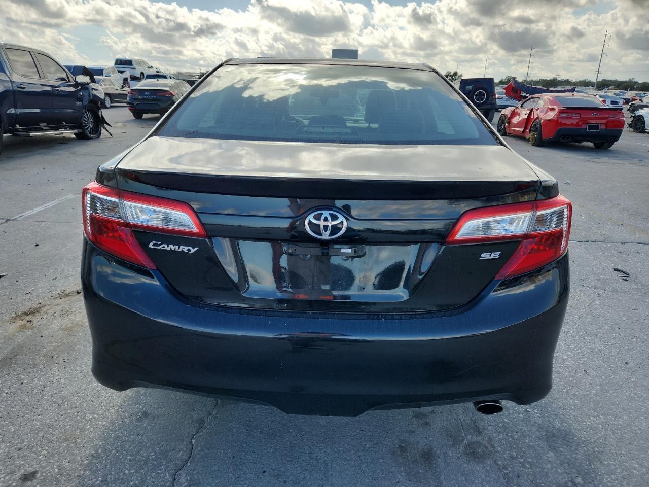 2012 TOYOTA CAMRY BASE photo 6