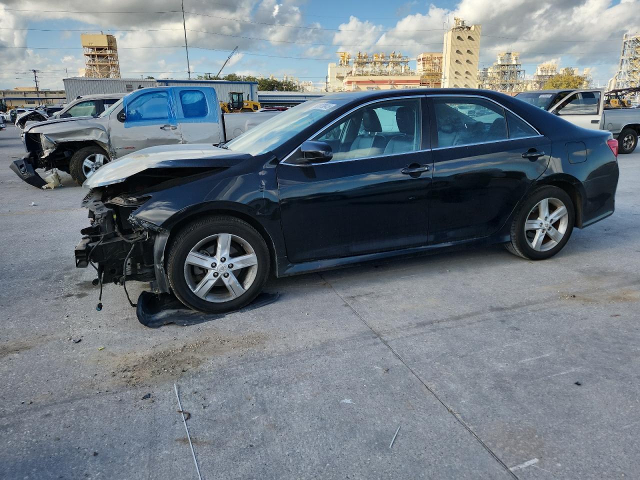 2012 TOYOTA CAMRY