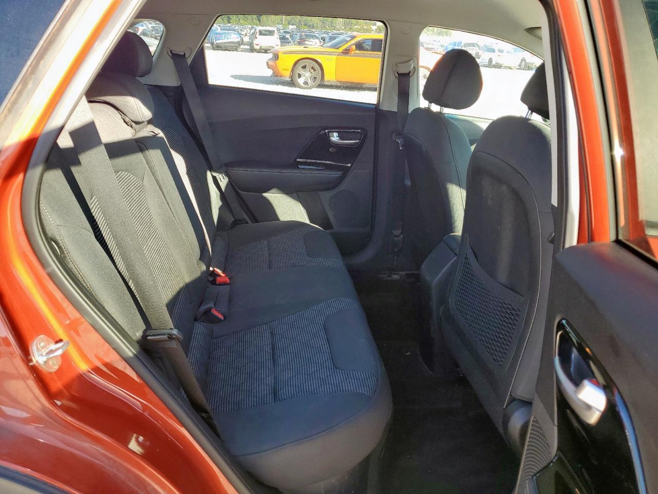 2022 KIA NIRO LXS photo 10