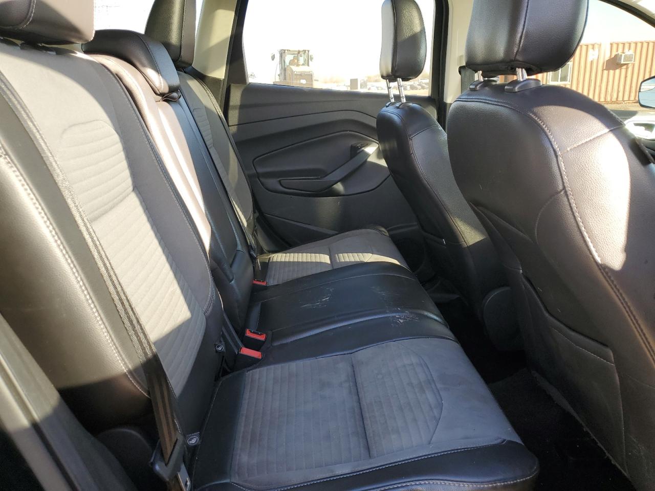 2018 FORD ESCAPE SE photo 10
