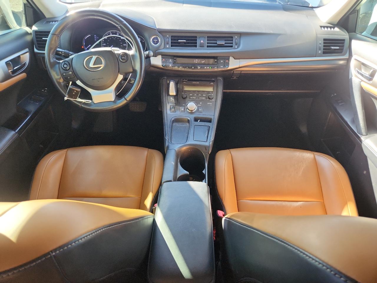2014 LEXUS CT photo 15