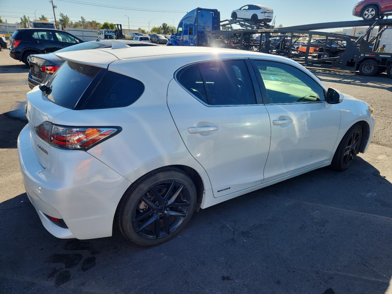 2014 LEXUS CT photo 5