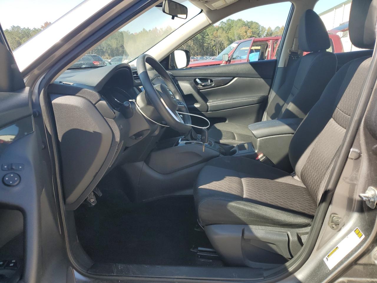 2018 NISSAN ROGUE S photo 13
