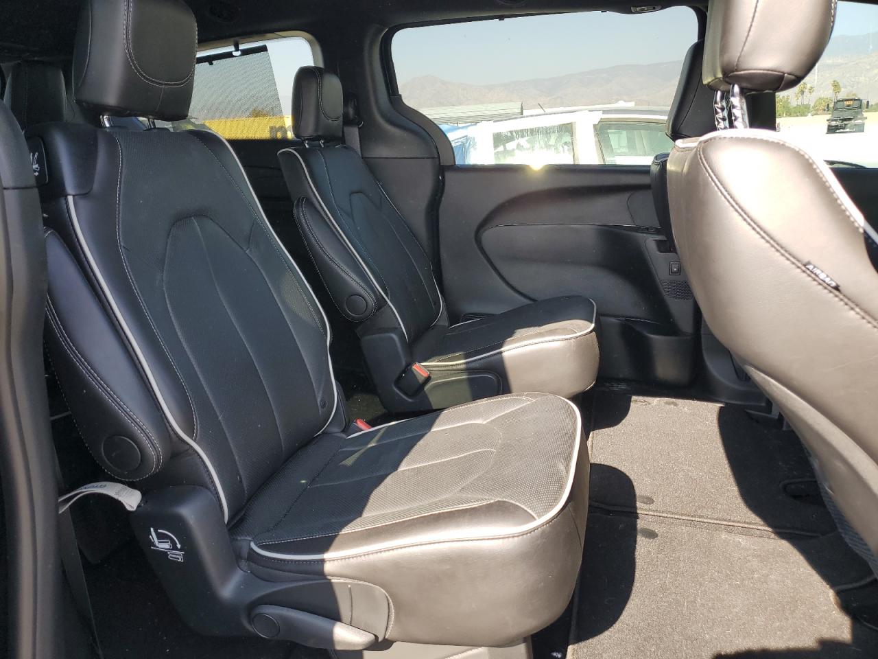 2025 CHRYSLER PACIFICA LIMITED photo 11