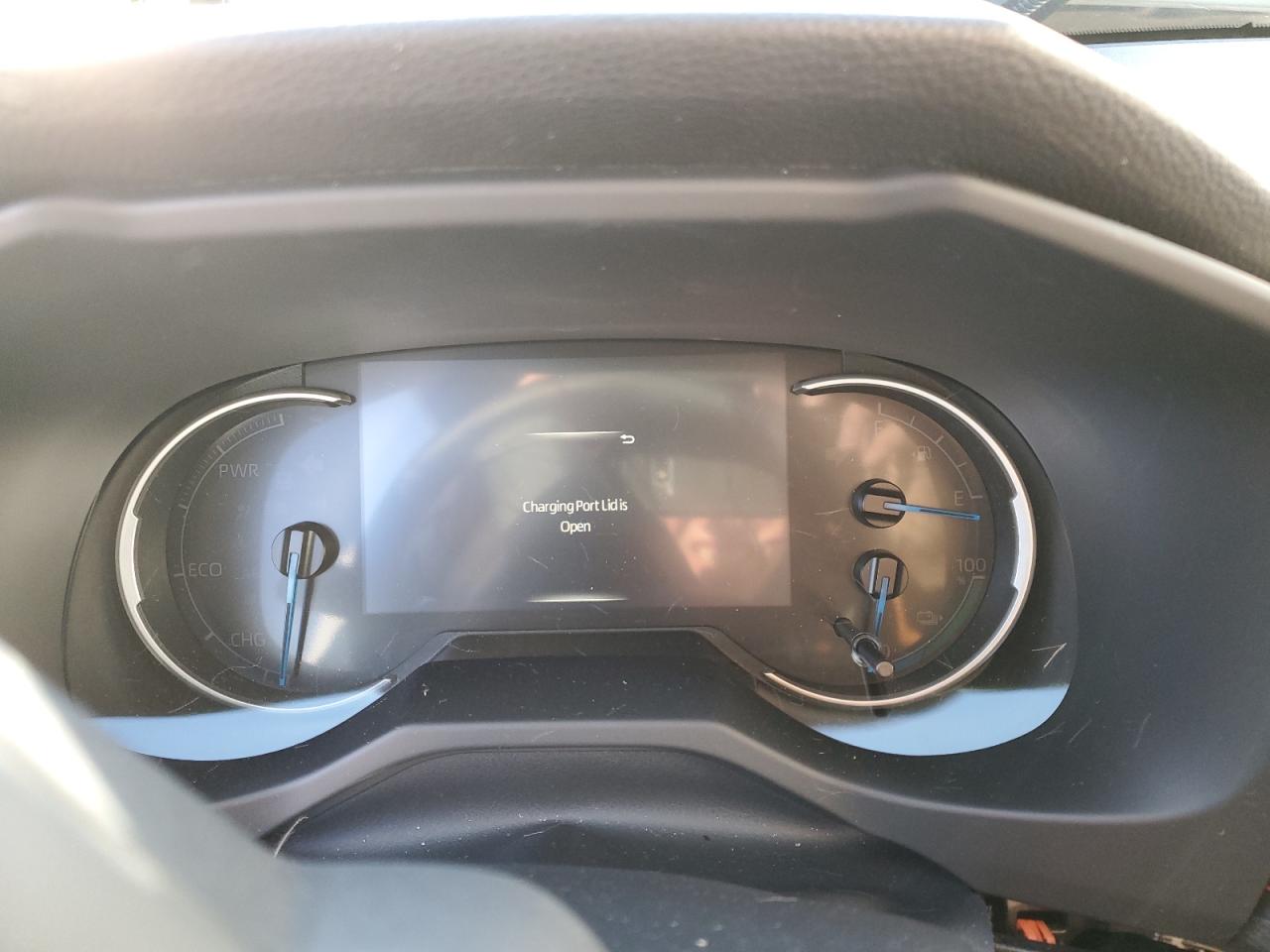 2025 TOYOTA RAV4 SE photo 17