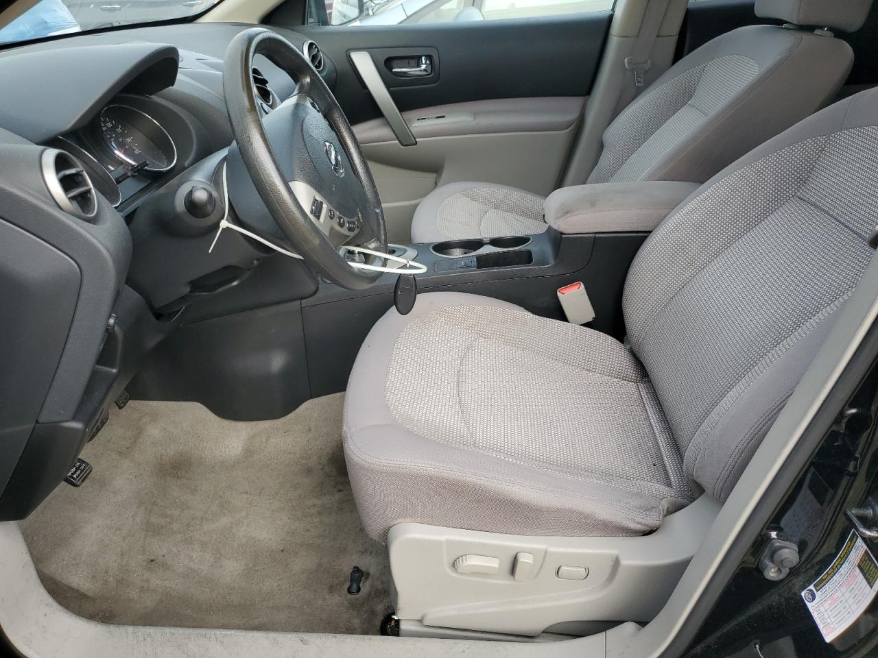2013 NISSAN ROGUE S photo 13