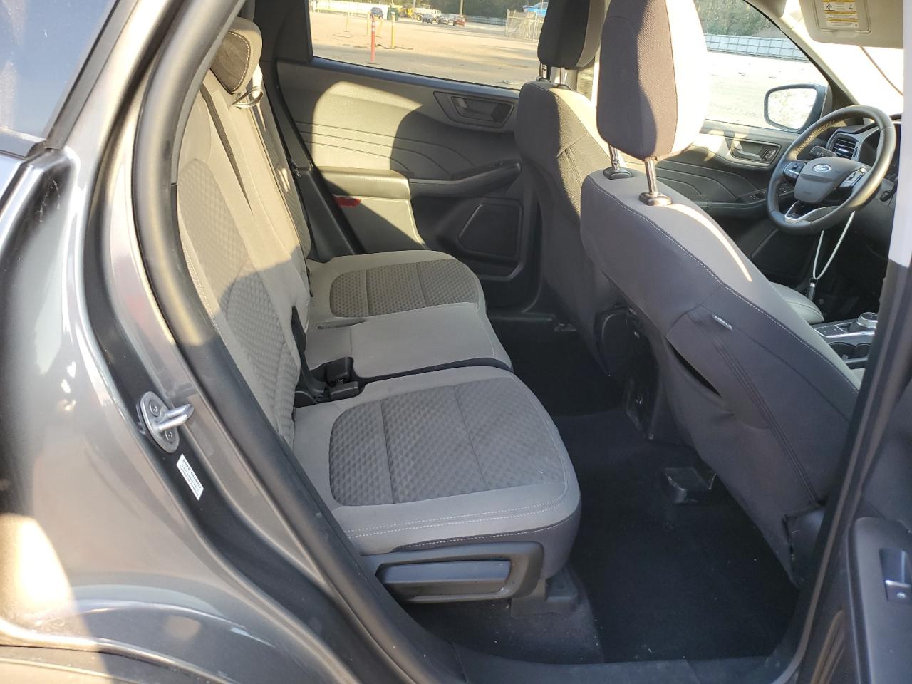 2022 FORD ESCAPE SE photo 6