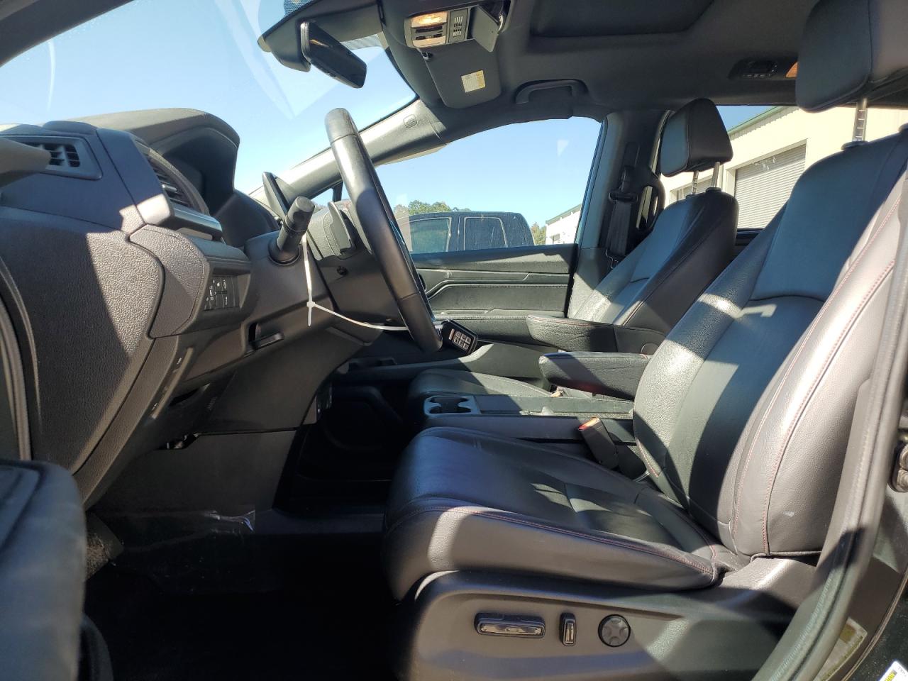 2024 HONDA ODYSSEY SPORT photo 19