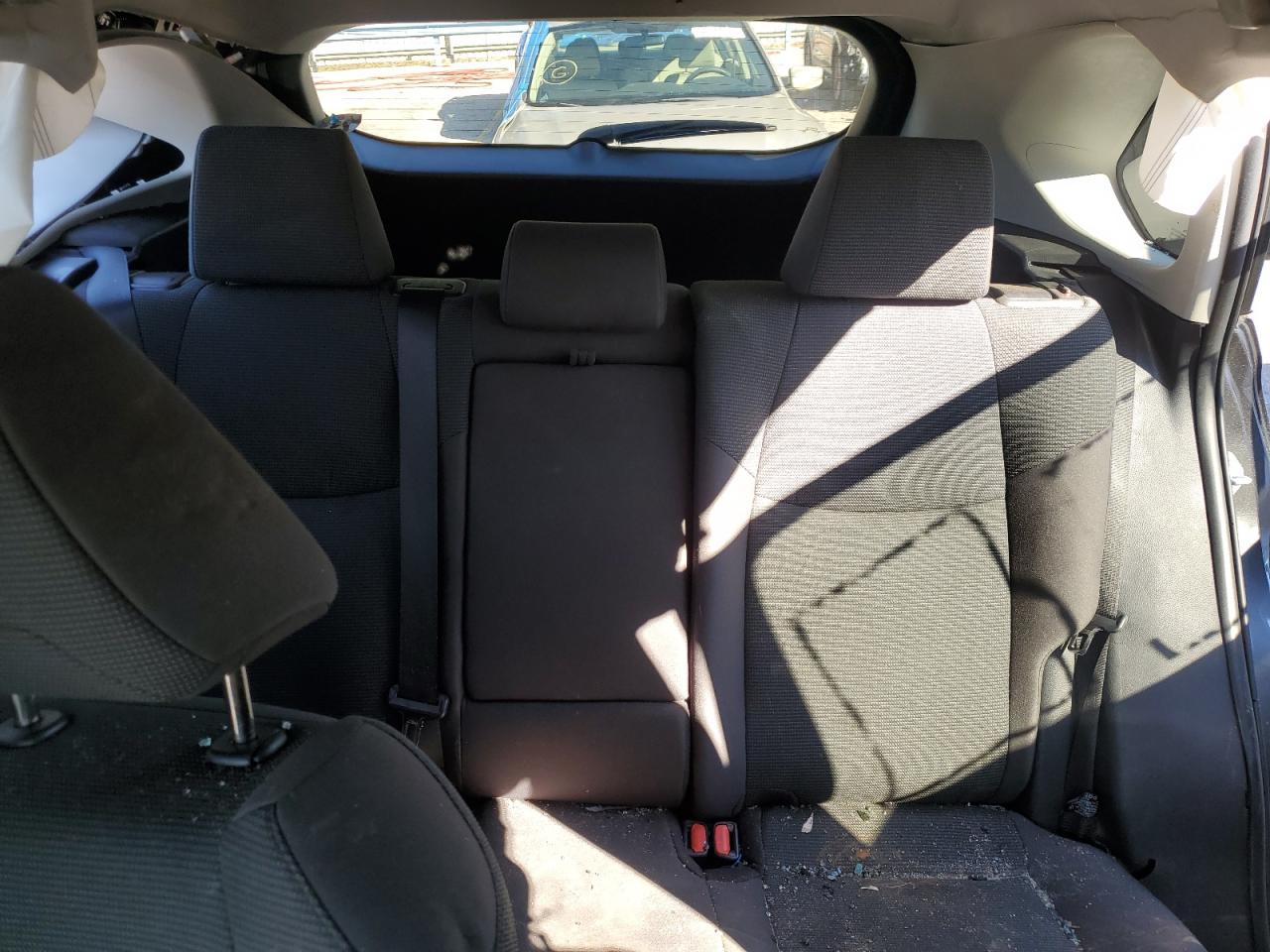 2021 TOYOTA RAV4 LE photo 19