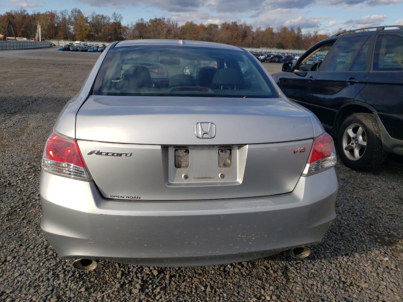 2010 HONDA ACCORD EXL photo 6
