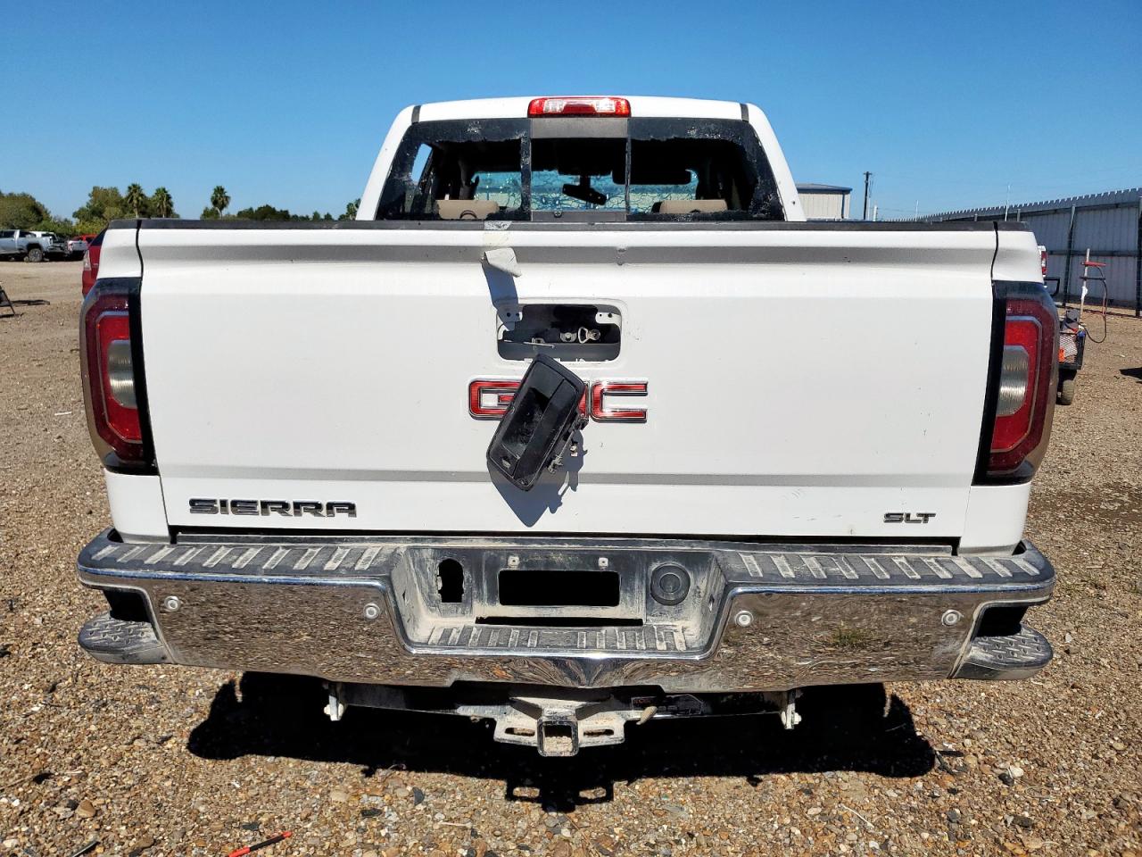 2017 GMC SIERRA C1500 SLT photo 6
