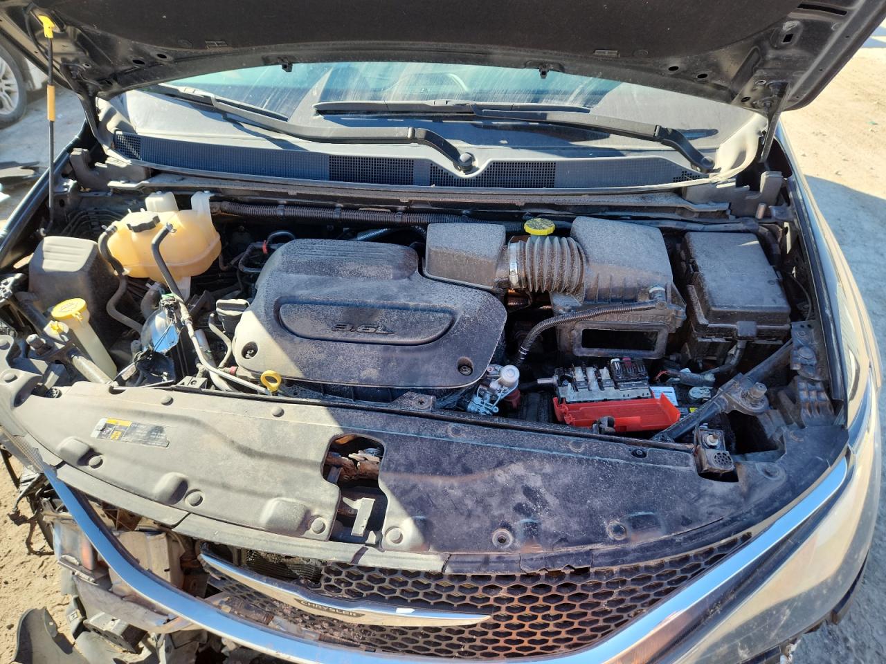 2021 CHRYSLER VOYAGER LXI photo 11