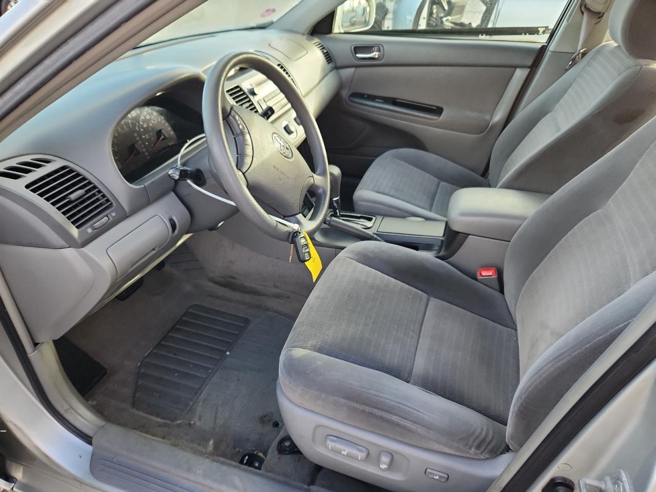 2006 TOYOTA CAMRY LE photo 7